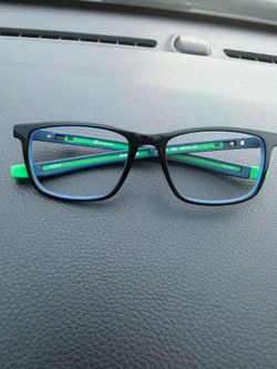 Champion kid frames