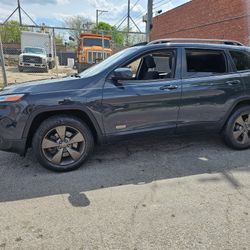 2017 Jeep Cherokee