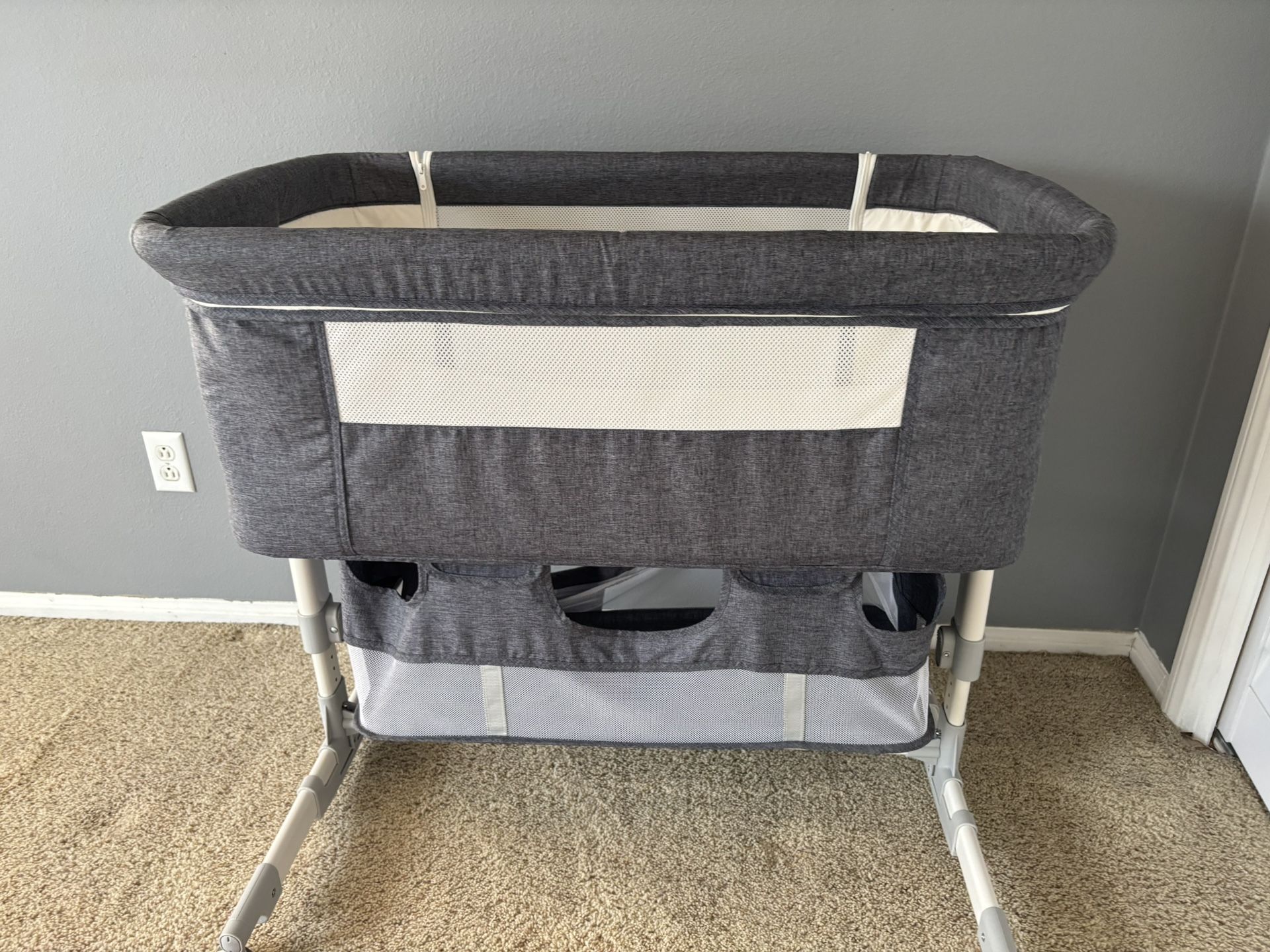BABY BASSINET 