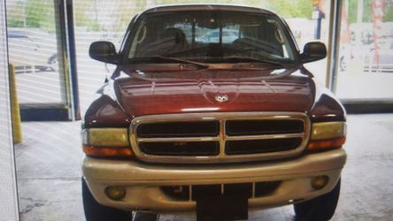 2002 Dodge Dakota 2dr Club Cab SLT Plus 4WD SB