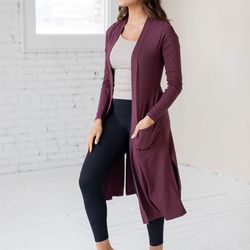 SAVVI Ella Duster in Wine
