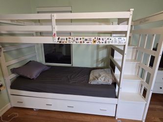 Twin Bunk Bed - Free - pickup today