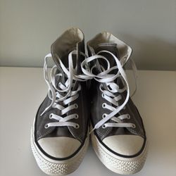 - Converse Chuck Taylor All Star High Grey Size 11.5 