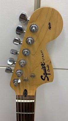 Dark Blue Fender Squire Stratocaster Electric Guitar With Whammy Bar A D Ibanez Guitar Amp