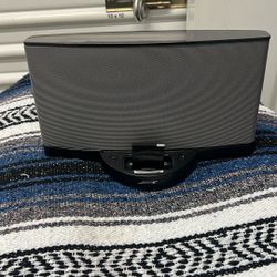 Bose sound Dock Series 2 Digital music System 