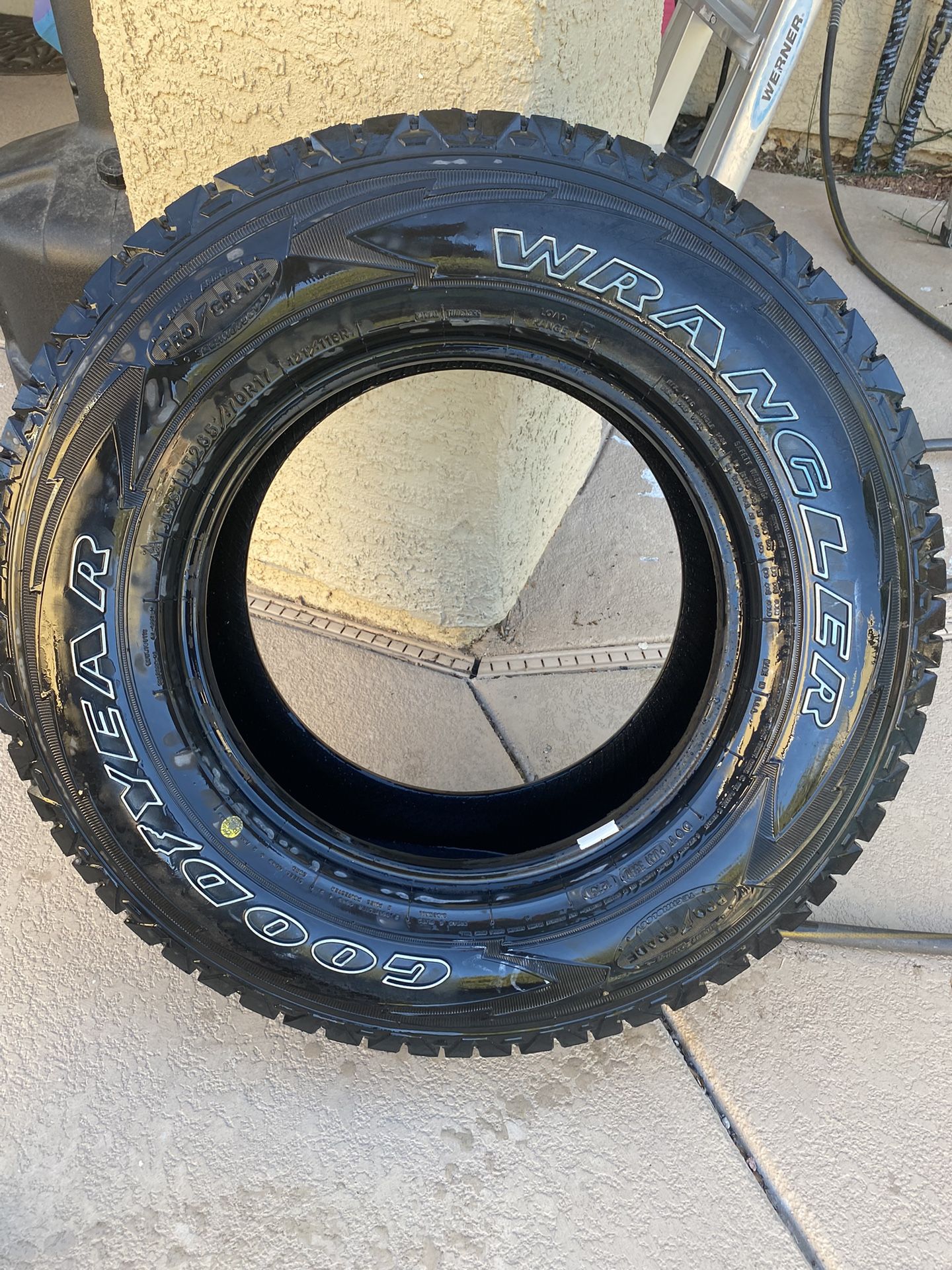 265/70R17 Goodyear Tire