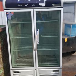 Minus Forty commercial double doors fridge
