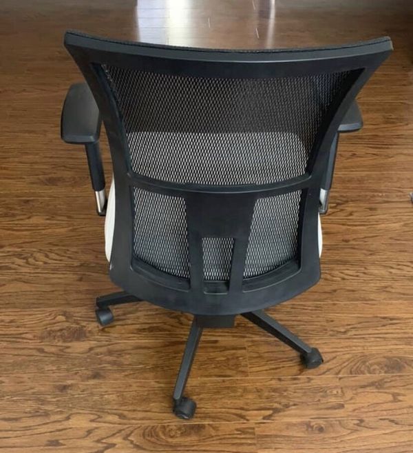 New And Used Office Furniture For In Denver Co Offerup