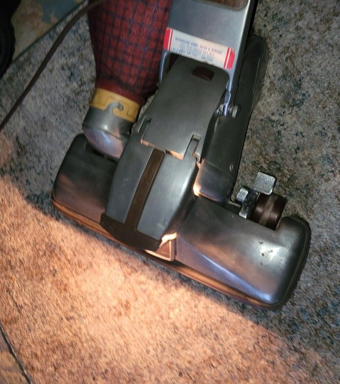 KIRBY Upright Vacuum Cleaner