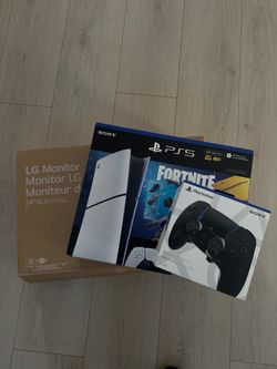 PS5 Slim Fortnite Bundle with DualSense Edge Controller