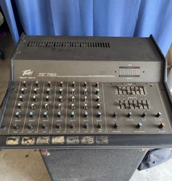 Vintage Peavey XR 700C Dual Powered 7-Channel Mixer