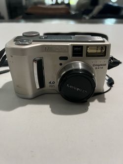Minolta DIMAGE S414 4.0 MP Digital Camera