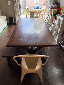 Pottery Barn Rustic Mahogany Dining Table Set with bench and chairs