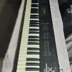 Korg X5