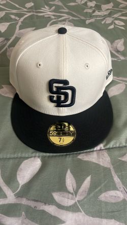 SD Padres hat 7 1/2 size hat . $40 brand new never worn
