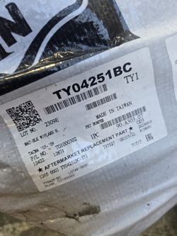 Toyota Tacoma Bumper 