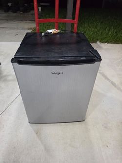 Whirlpool Mini Fridge