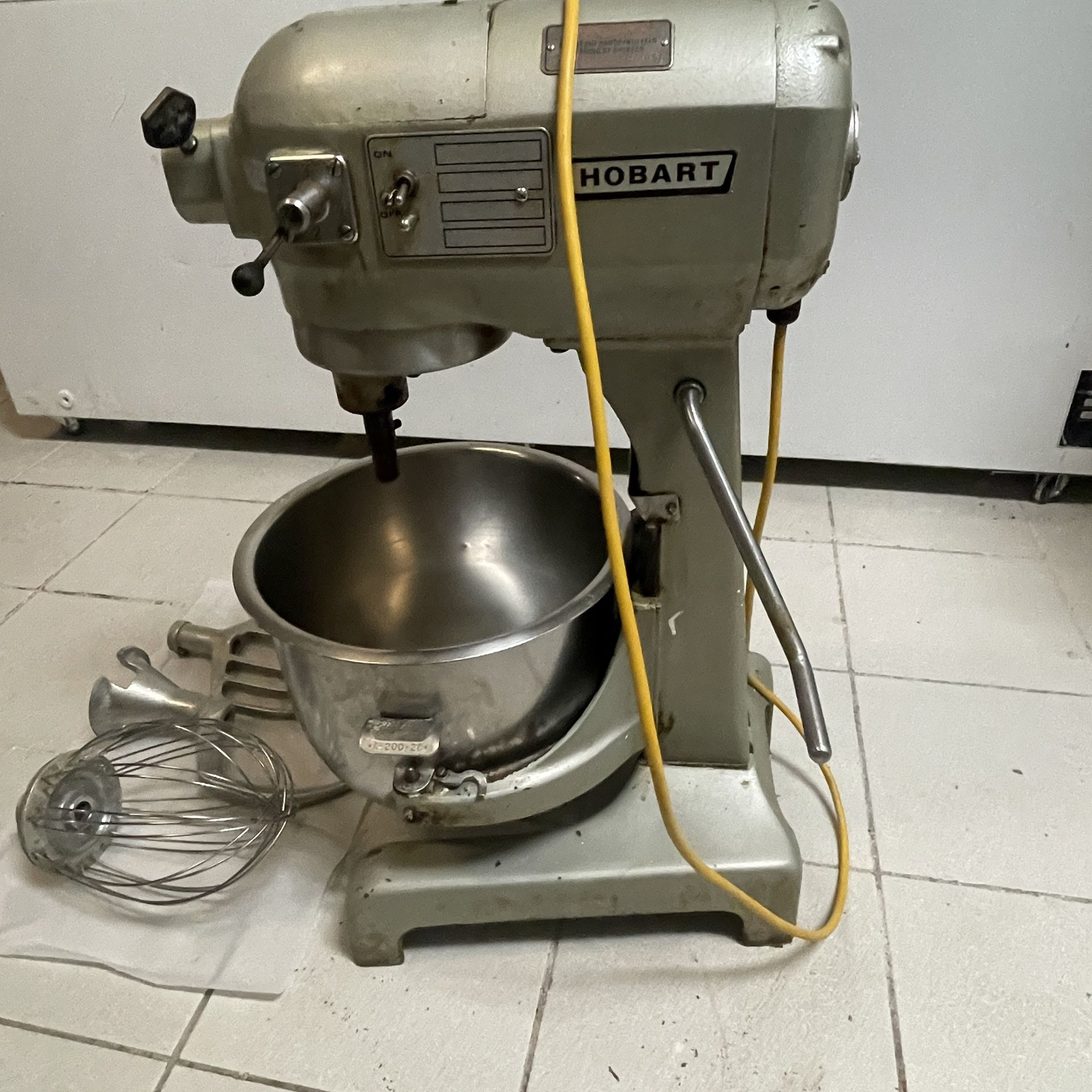 Hobart A200 20 Qt Commercial Mixer