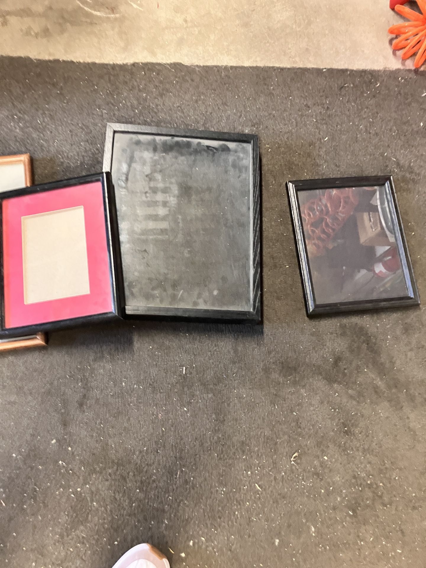 Free Frames 