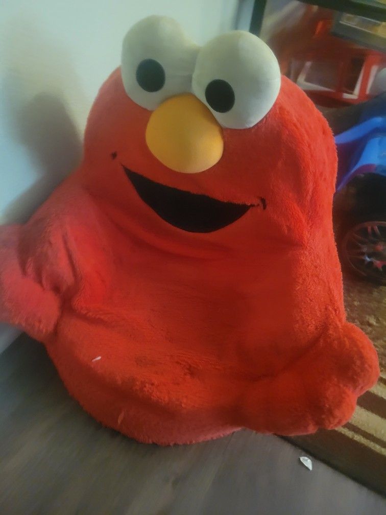 Elmo Chair