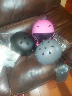 Bycicle Helmets. 10 Dollars  Each.  Cascos 