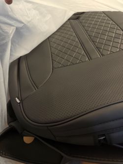BRAND NEW BEAUTIFUL SEAT COVERS FOR SILVERADO AND GMC’S