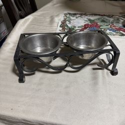 CAT Or Puppies METAL FOOD BOWL WITH STAND FEEDER