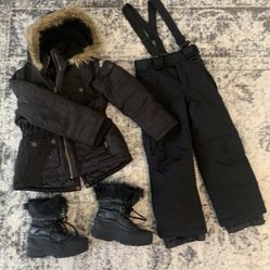Girl’s Snows Clothes