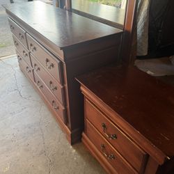 Solid Wood Dresser With Mirror And Nightstand