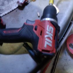 SKIL brushless drill driver