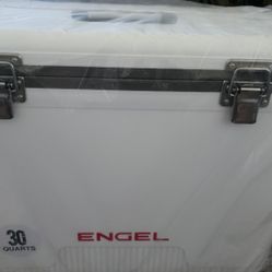 Engel Ice Cooler 