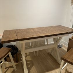 Dining Table With  4 Stools