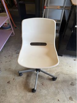Plastic office chair