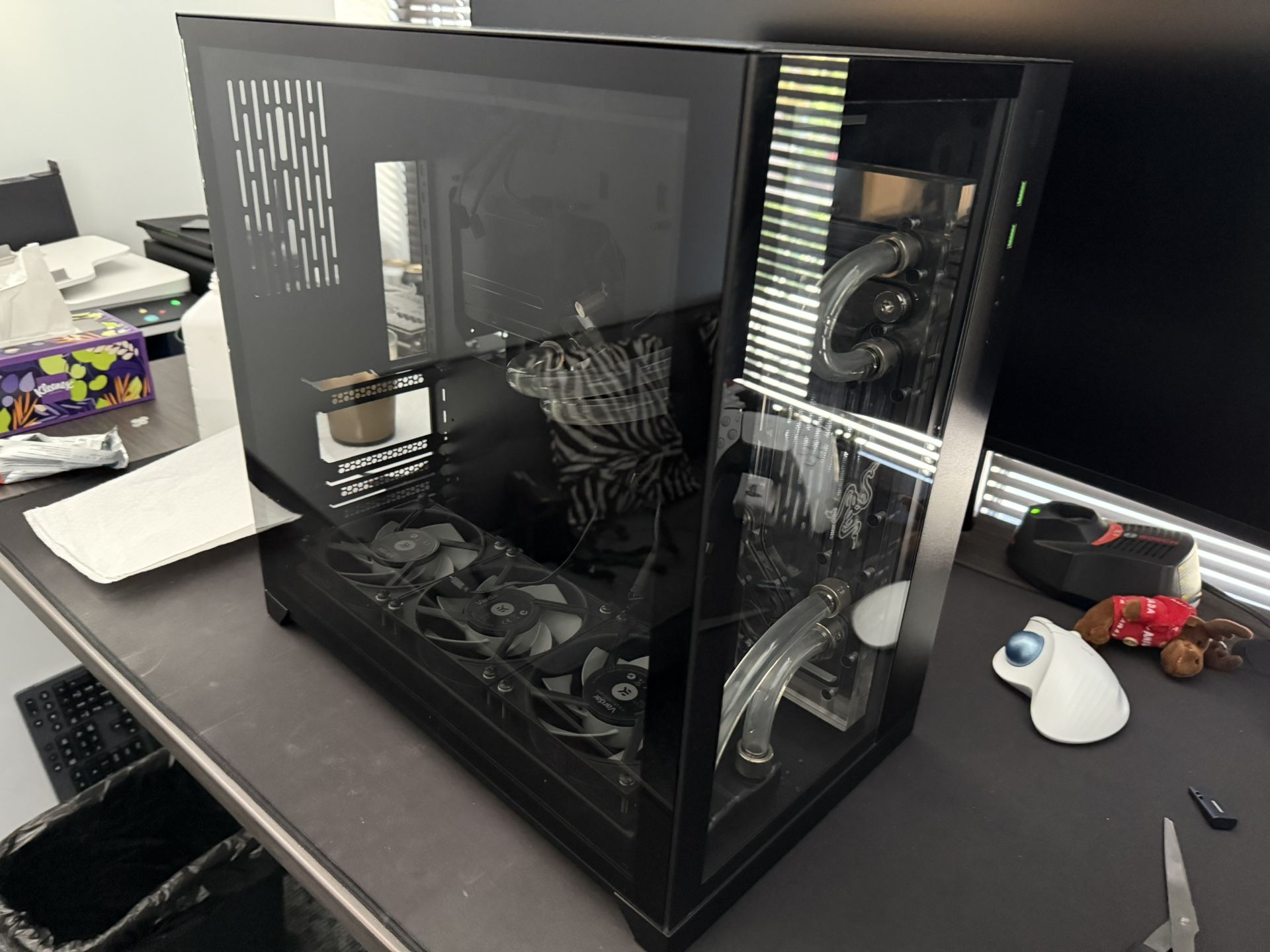 Lian-Li 011 Razer Edition (with Water Blocks)
