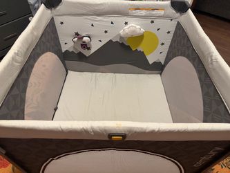 Century Play On 2-in-1 Playard / Playpen + Travel Bag