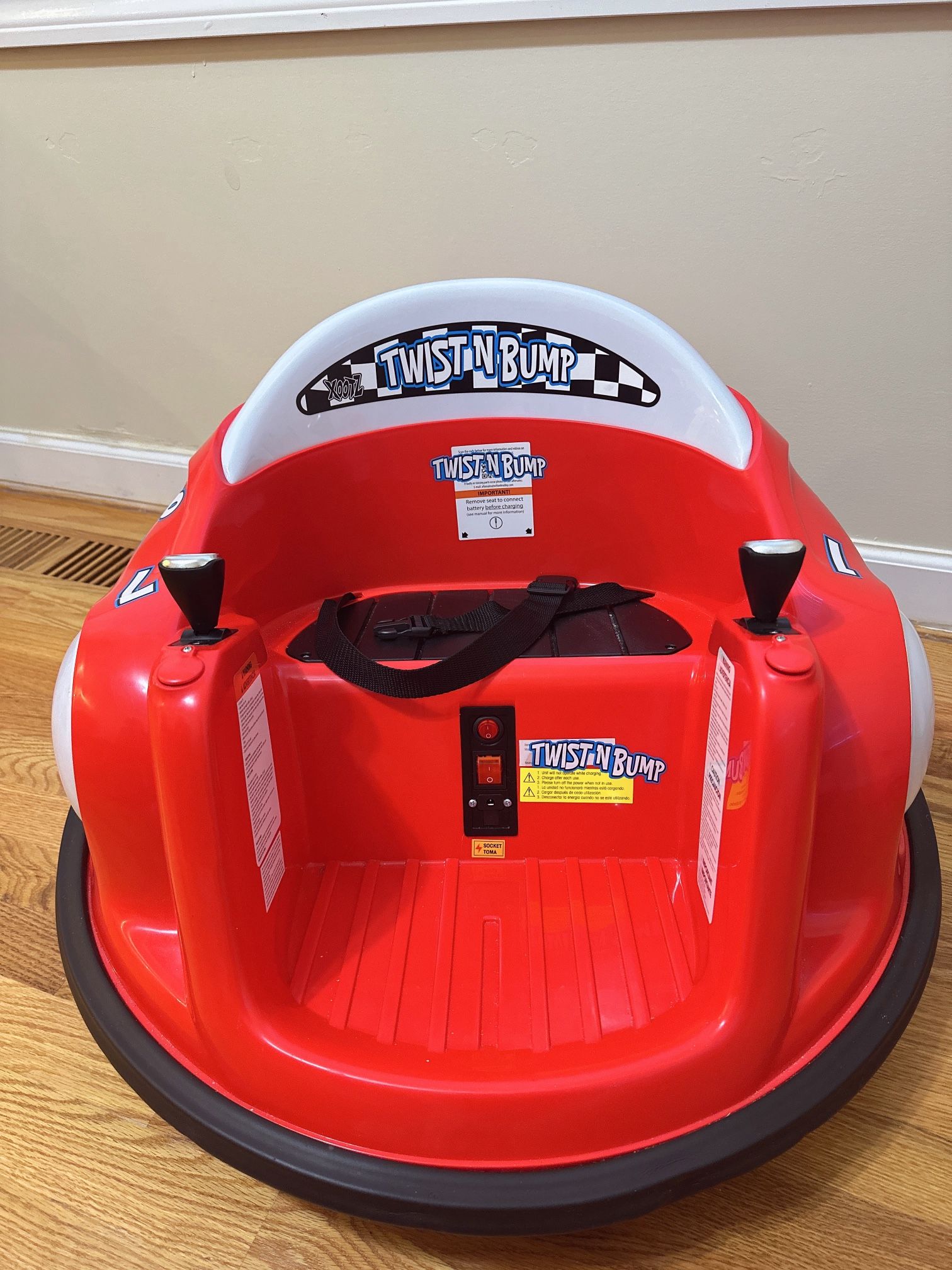 Xootz Twist N Bump 6V Electric Bumper Car