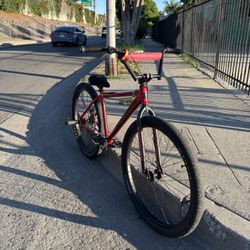 Throne C Red Earl 29