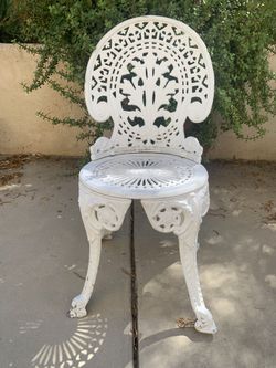 1 PIECE VINTAGE CAST ALUMINUM PATIO CHAIR
