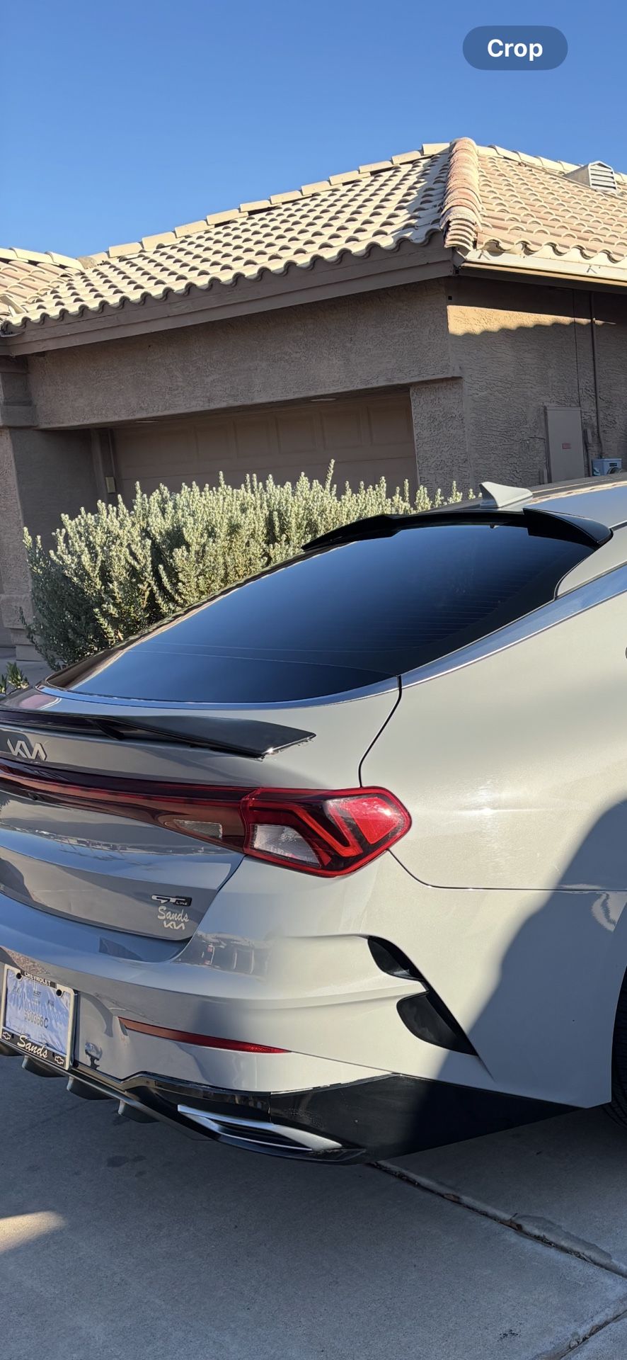 Kia K5 Black Spoiler and Window Spoiler