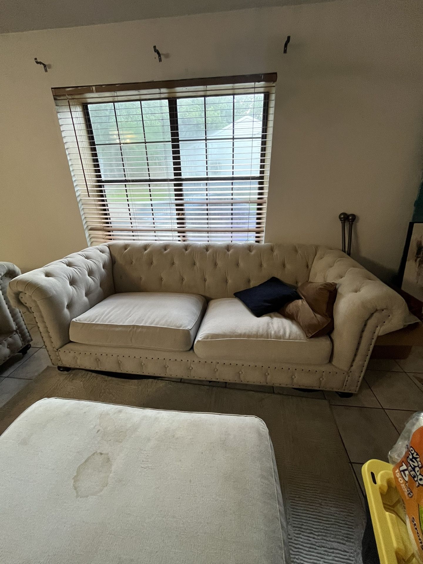 Couch’s For Sale