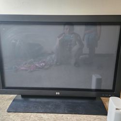 55 Inches TV 
