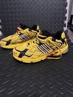 Adidas Low-Top Sneakers Yellow Black Red