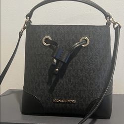 Micheal Kors Bag 