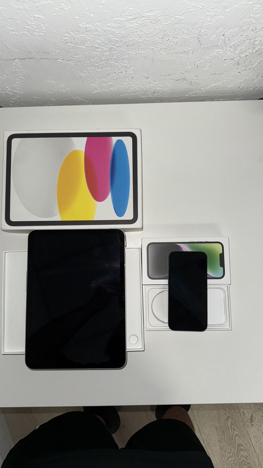 iPhone 14 + iPad 10th Gen (Unlocked) – Open Box Bundle