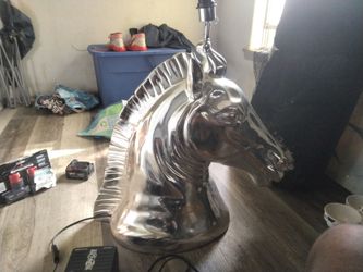 chrome horse head table lamp
