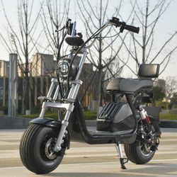 🇺🇸 2000W ELECTRIC CITYCOCO SCOOTER  ⚡ 2000W Motor 🔋 Removable 48V 20Ah Battery 🚀 28–30 MPH Top Speed 🛣️ 20–30 Miles Range 💪 330 LBS Capacity 🛞 