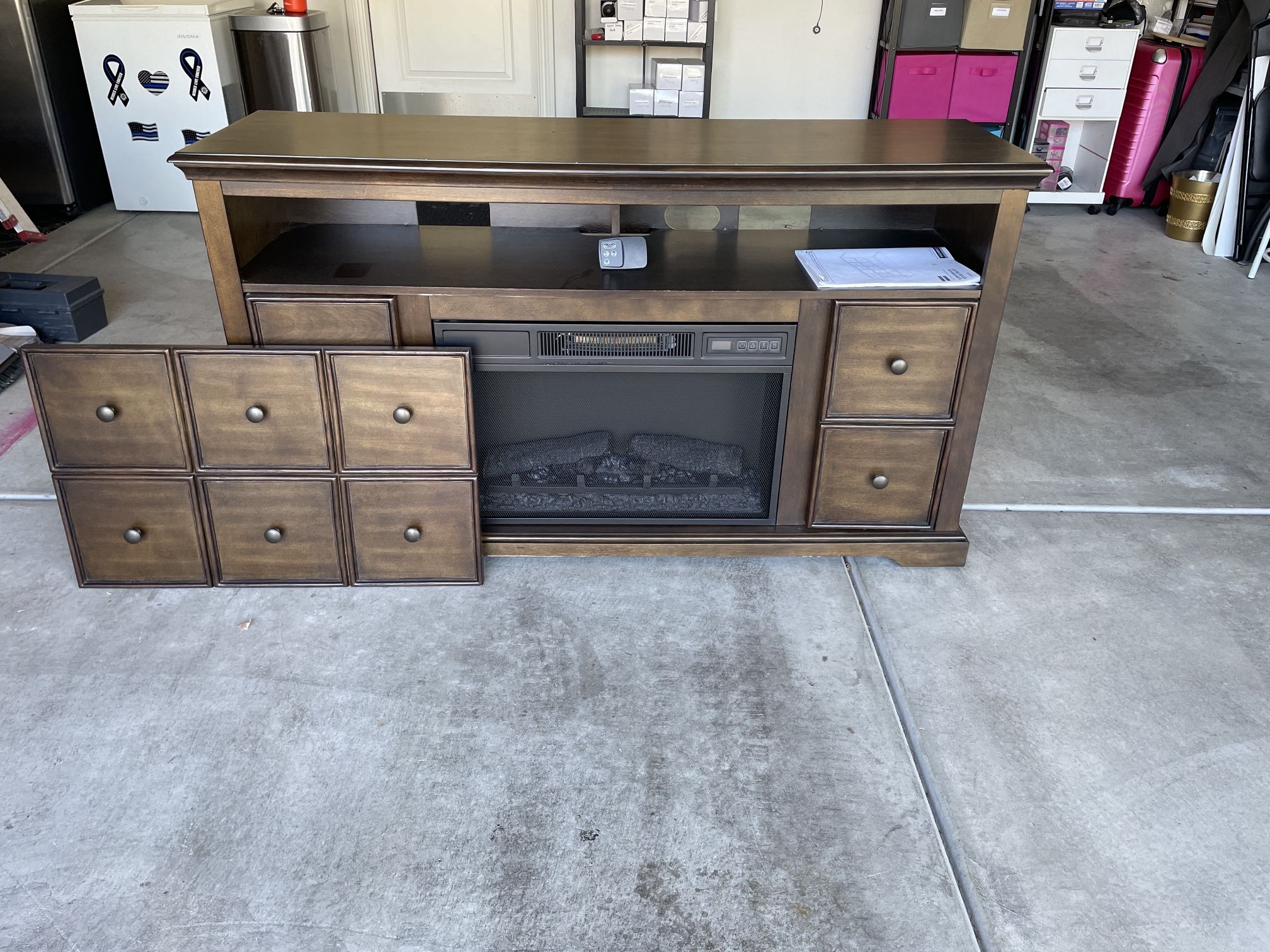 Electric Fire Place With Mantel