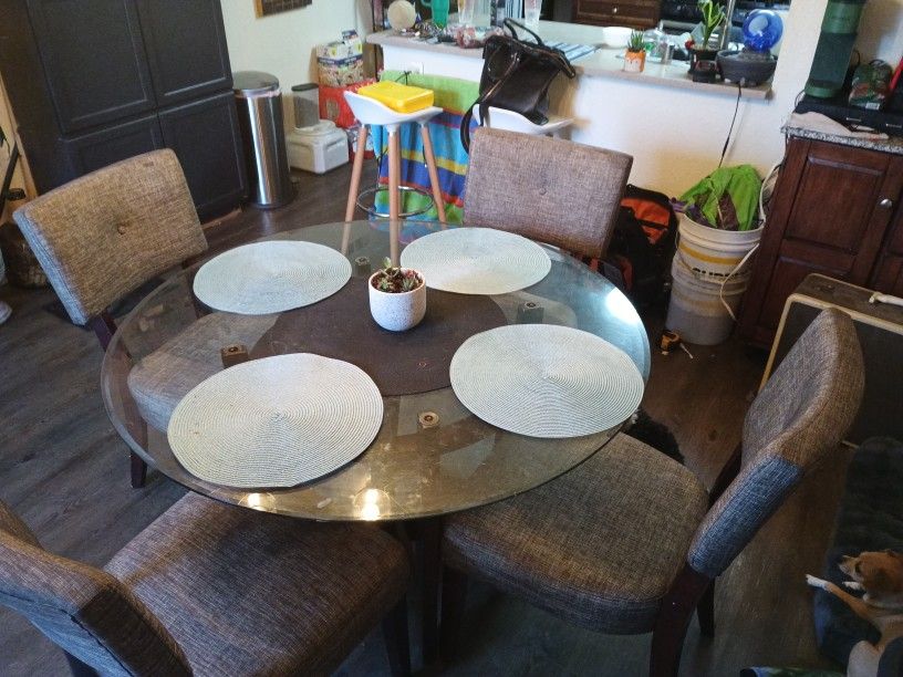 Round Glass Kitchen Table