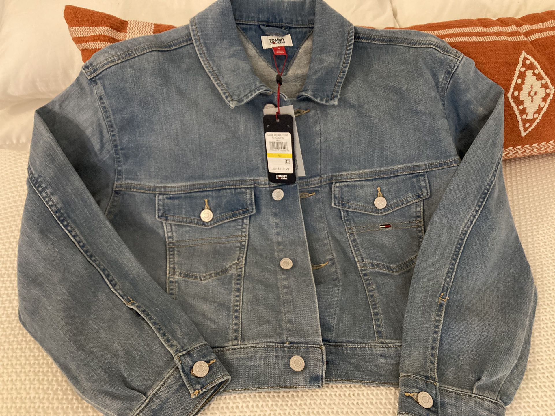 Hilfiger Jacket Size Medium for Sale in Bronx, NY - OfferUp