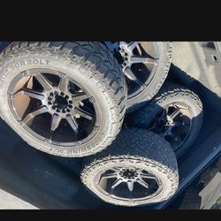 20x10 Wheels 